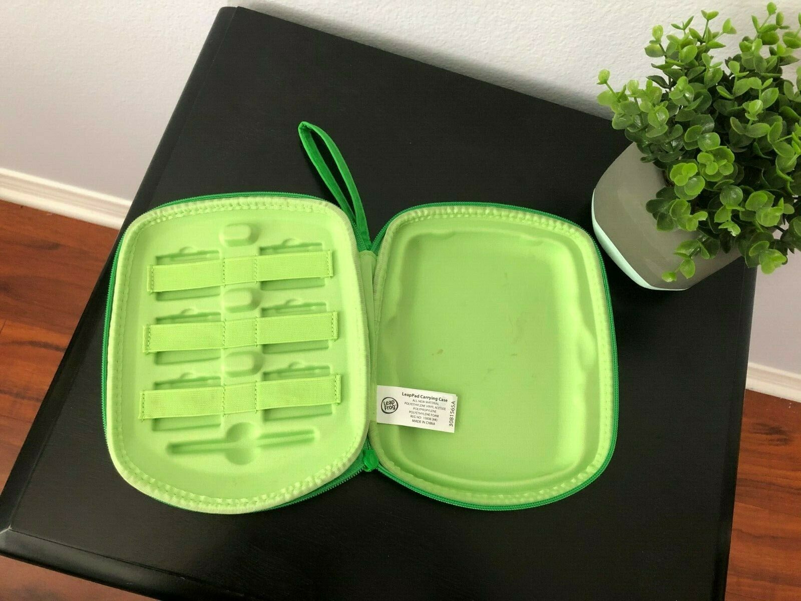LeapPad Leaf Frog Carrying Case Green - Fresh Stock Dated February 2026