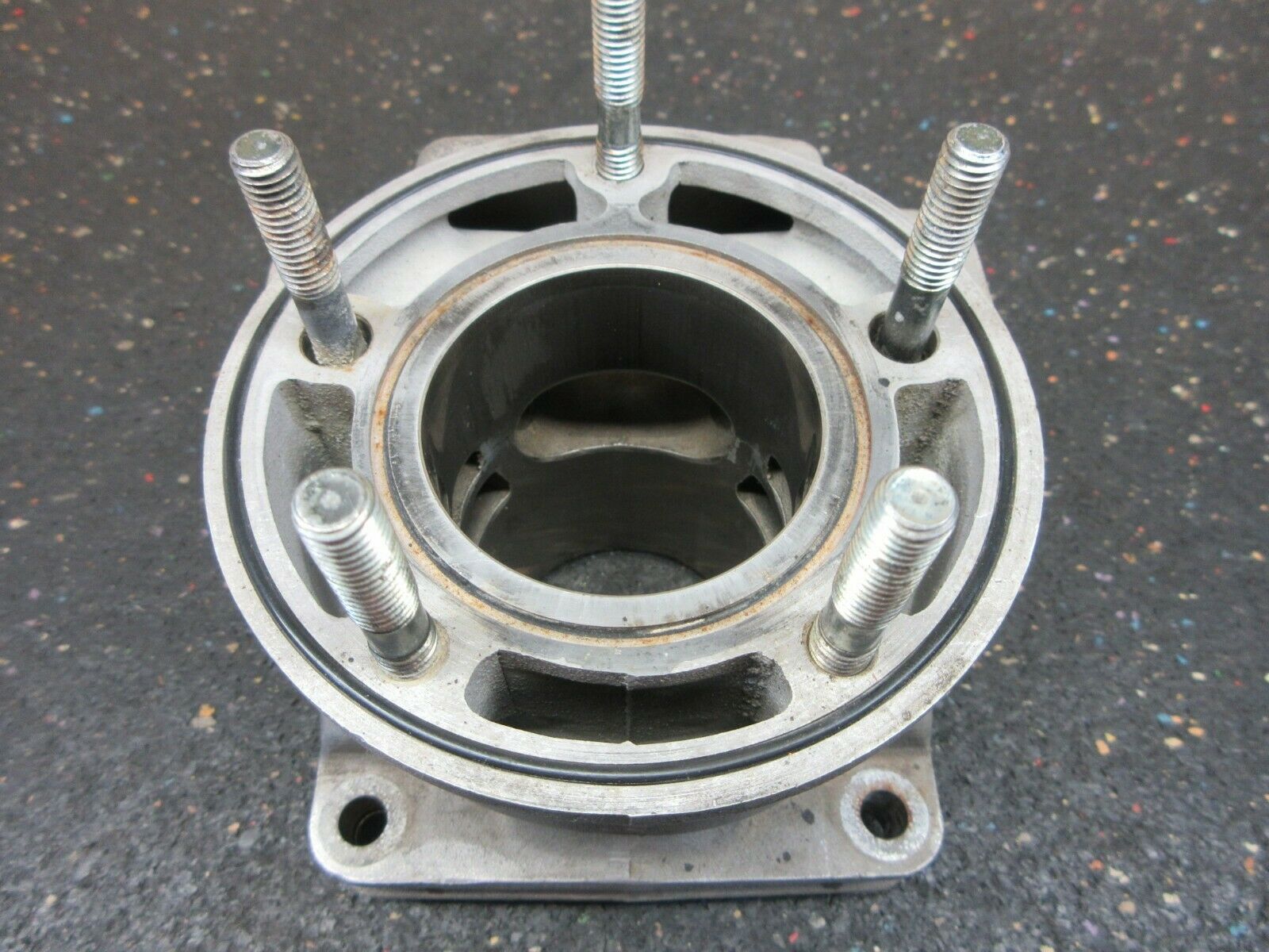 1989 Yamaha YZ125 Cylinder with 56mm bore needs to be sleeved 3JD-11311-00-00 - Fresh Stock Dated February 2026