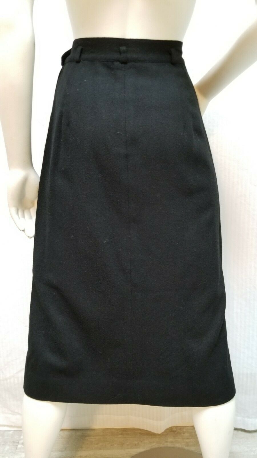 Vintage COUNTRY WALKER SUMMIT OF BOSTON Black Wool SKIRT - Waist 26