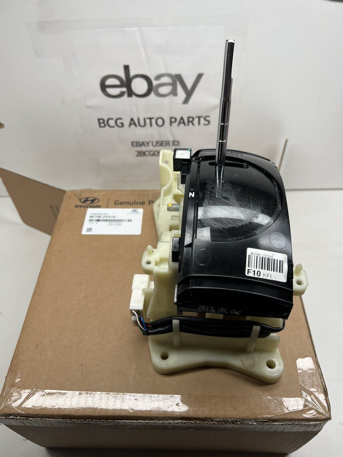 15 16 17 HYUNDAI VELOSTER GENUINE AUTO TRANSMISSION SHIFT LEVER OEM 46700-2V310 - Fresh Stock Dated February 2026