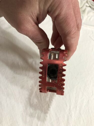 ORPHAN LEFT MKS FOOT JAWS BM 10 9/16 PEDAL RED BM-10 OLD SCHOOL BMX - Fresh Stock Dated December 2025