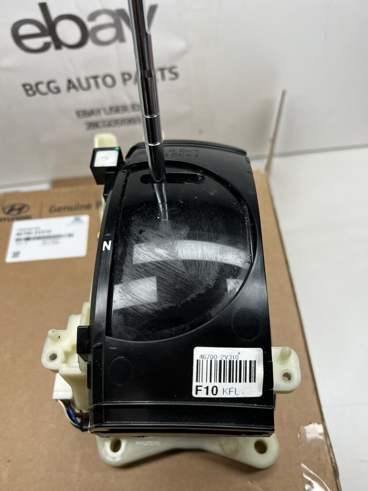 15 16 17 HYUNDAI VELOSTER GENUINE AUTO TRANSMISSION SHIFT LEVER OEM 46700-2V310 - Fresh Stock Dated February 2026
