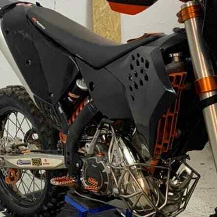 KTM Husqvarna exhaust pipe guard Diffusorschutz Cage Muzzle - Fresh Stock Dated February 2026
