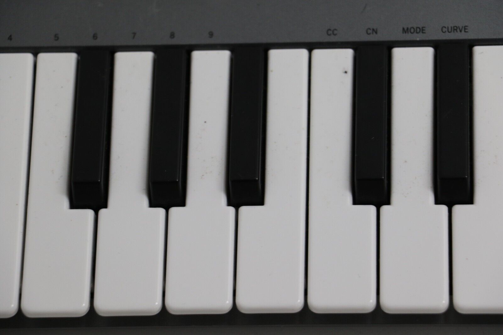 Donner Spaceline DMK25 25-Key USB Portable MIDI Keyboard Controller - Fresh Stock Dated February 2026