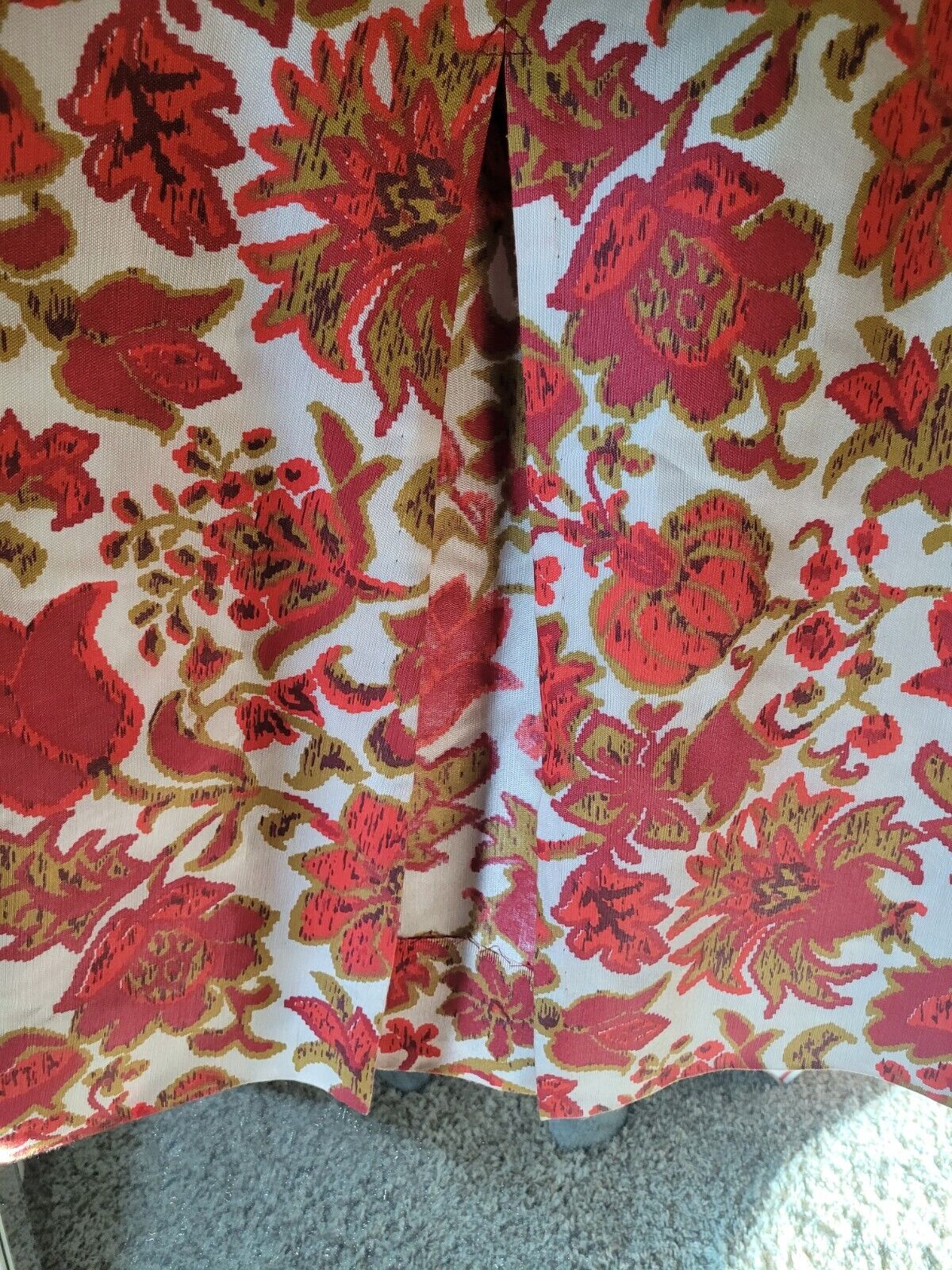 Vtg 70s Maxi Skirt S 4/6 Pleated Full Skirt with Back Slit Tapestry Look - Fresh Stock Dated March 2026