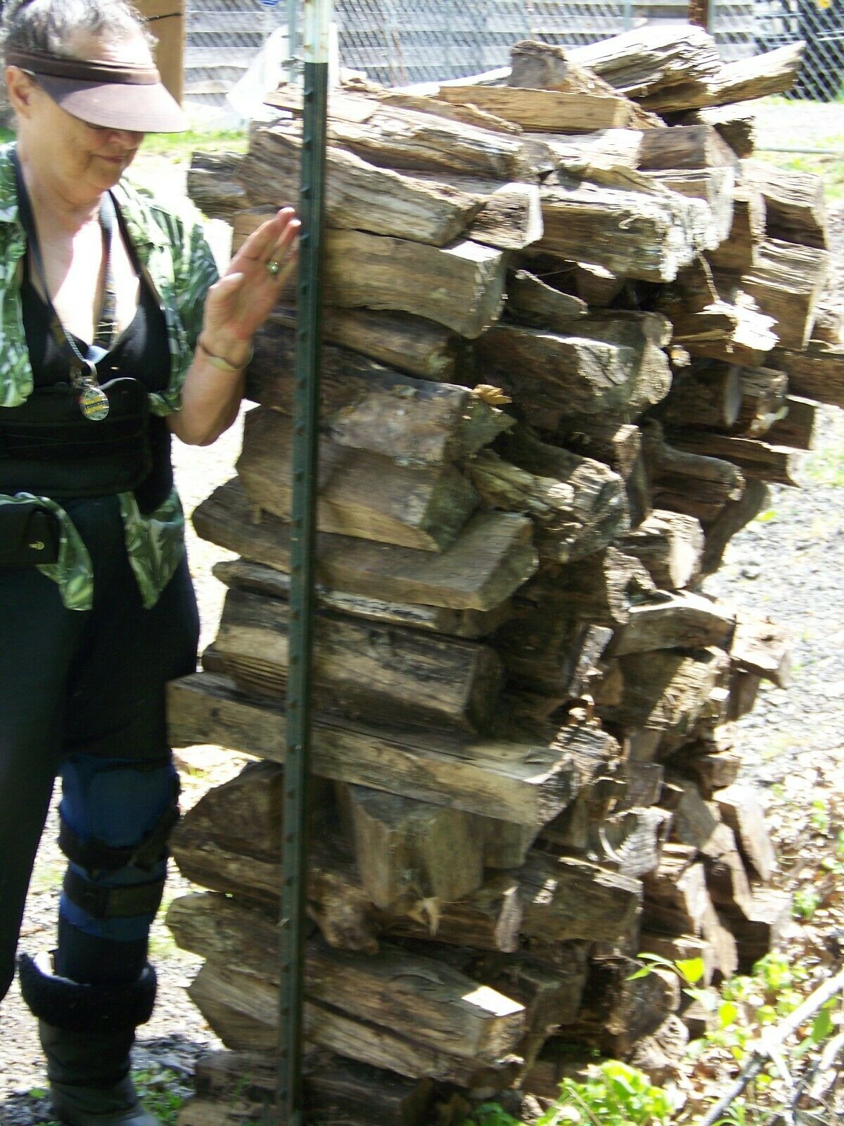 FIREWOOD 5 FT X 4 FT  SEASONED CUT & SPLIT**LOCAL PICKUP IN WARREN OHIO. 44485** - Fresh Stock Dated December 2025