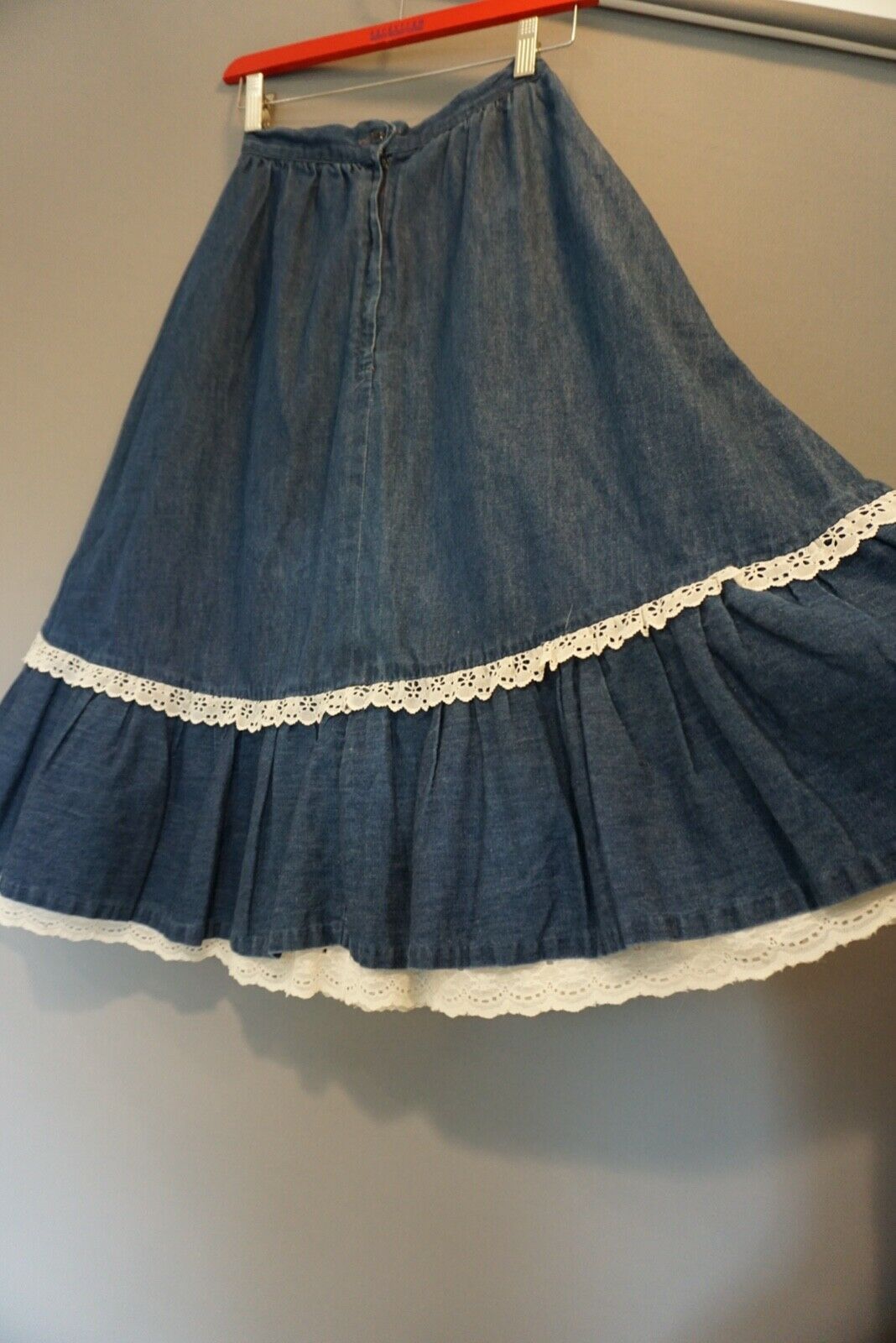 EXC! 70s Gunne Sax Era Denim Eyelet Trim Full Skirt XS - Fresh Stock Dated February 2026