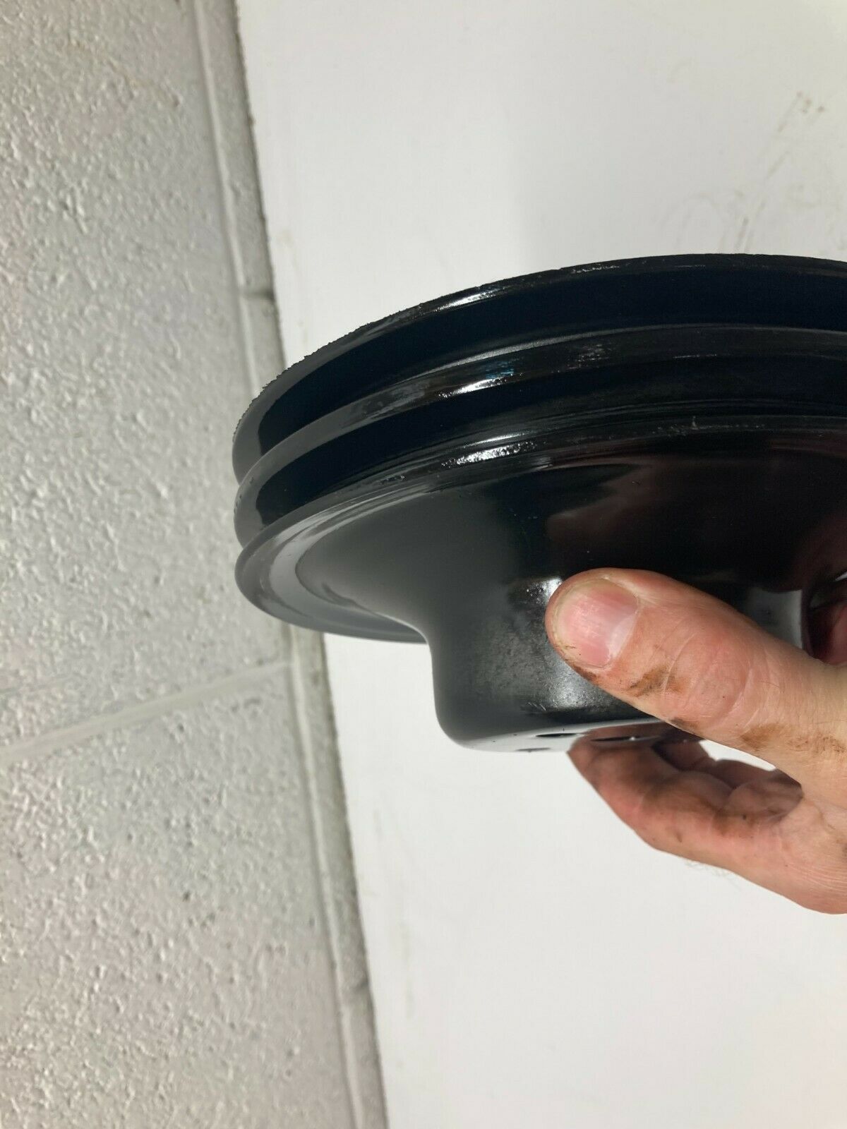 Y2 OMC/Mercruiser Water Pump Pulley for a 4.3, L5, L 57 3927796 AE - Fresh Stock Dated February 2026