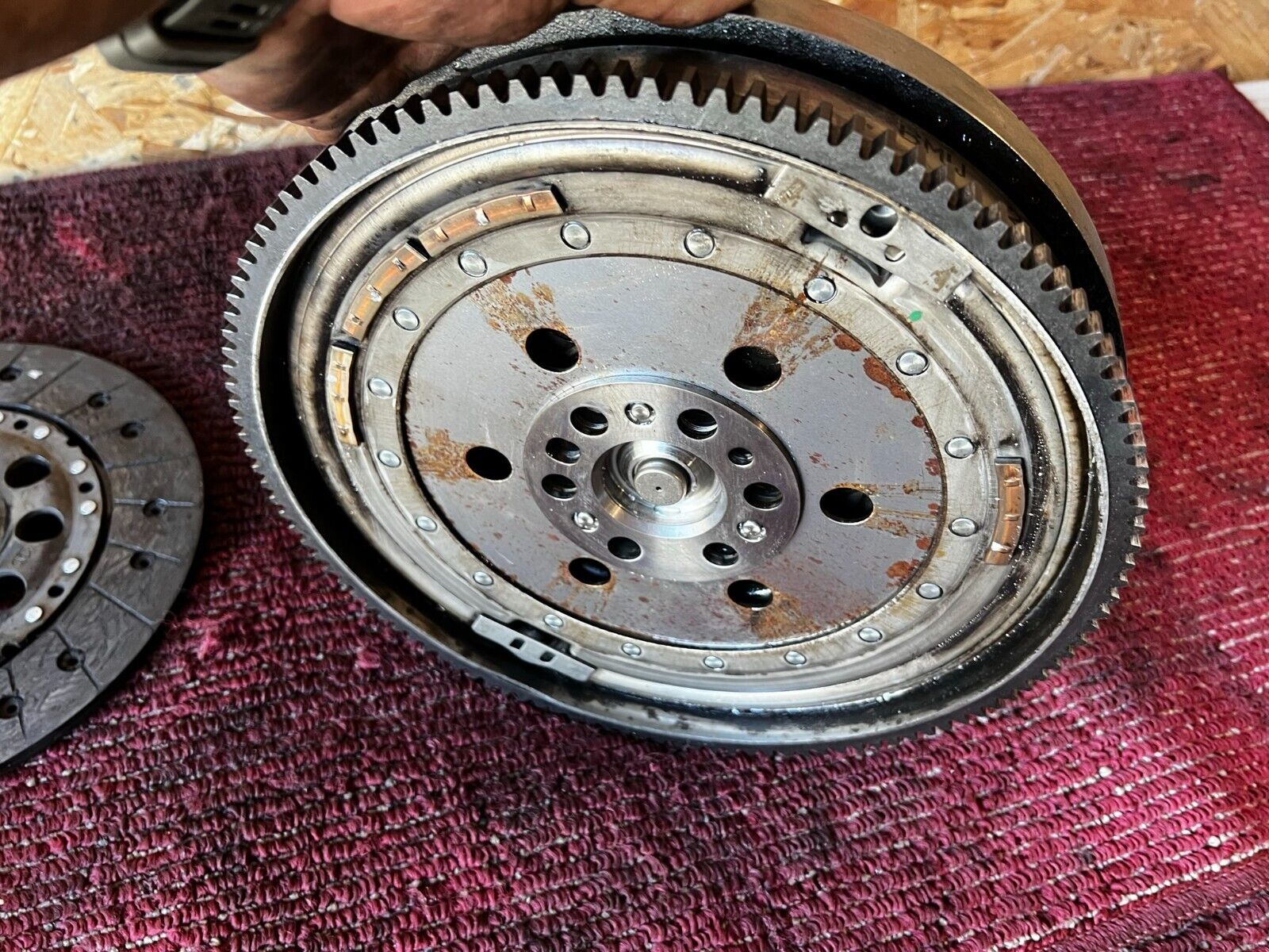 BMW E90 E92 E60 F23 N54 N55 MANUAL TRANSMISSION FLYWHEEL CLUTCH ASSEMBLY OEM 27K - Fresh Stock Dated February 2026