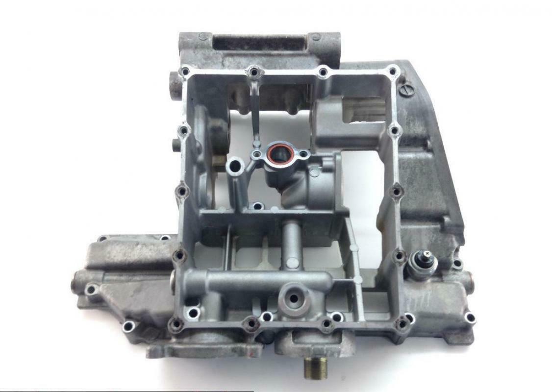 Upper Lower Center Cases Case From 2003 Suzuki GSXR 600 1410A - Fresh Stock Dated February 2026