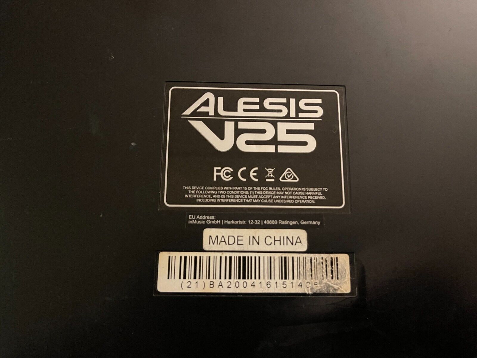 Alesis V25 ,  25-key USB Midi Keyboard Controller - Fresh Stock Dated February 2026