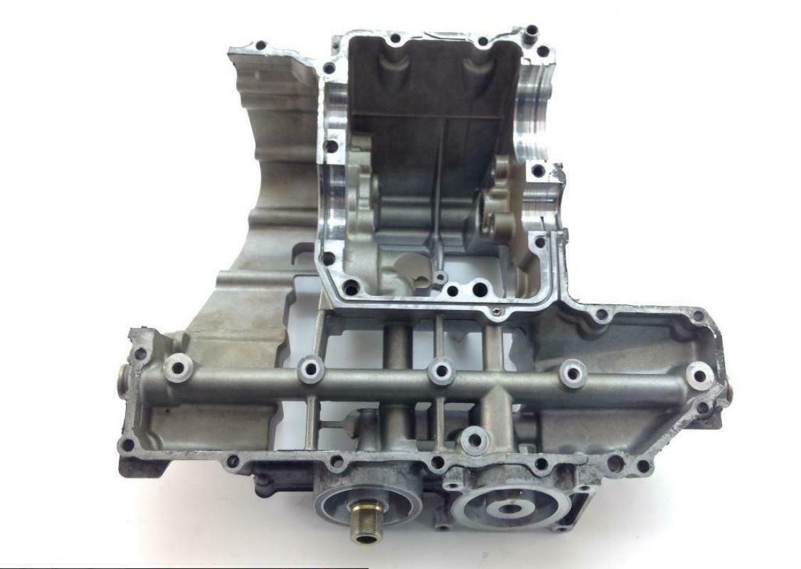 Upper Lower Center Cases Case From 2003 Suzuki GSXR 600 1410A - Fresh Stock Dated February 2026