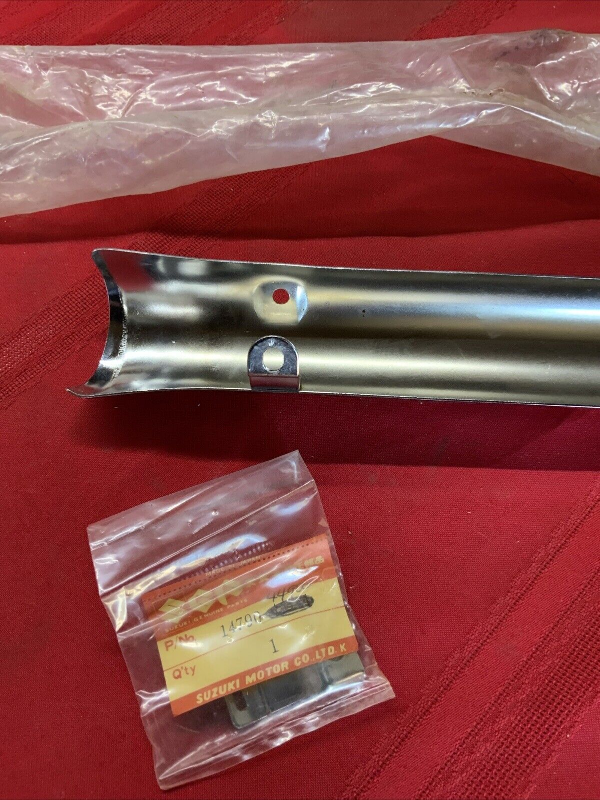 1980-87 Suzuki GS450T  GS450E GS450L  Left Exhaust Cover Heat Shield 14790-44900 - Fresh Stock Dated February 2026