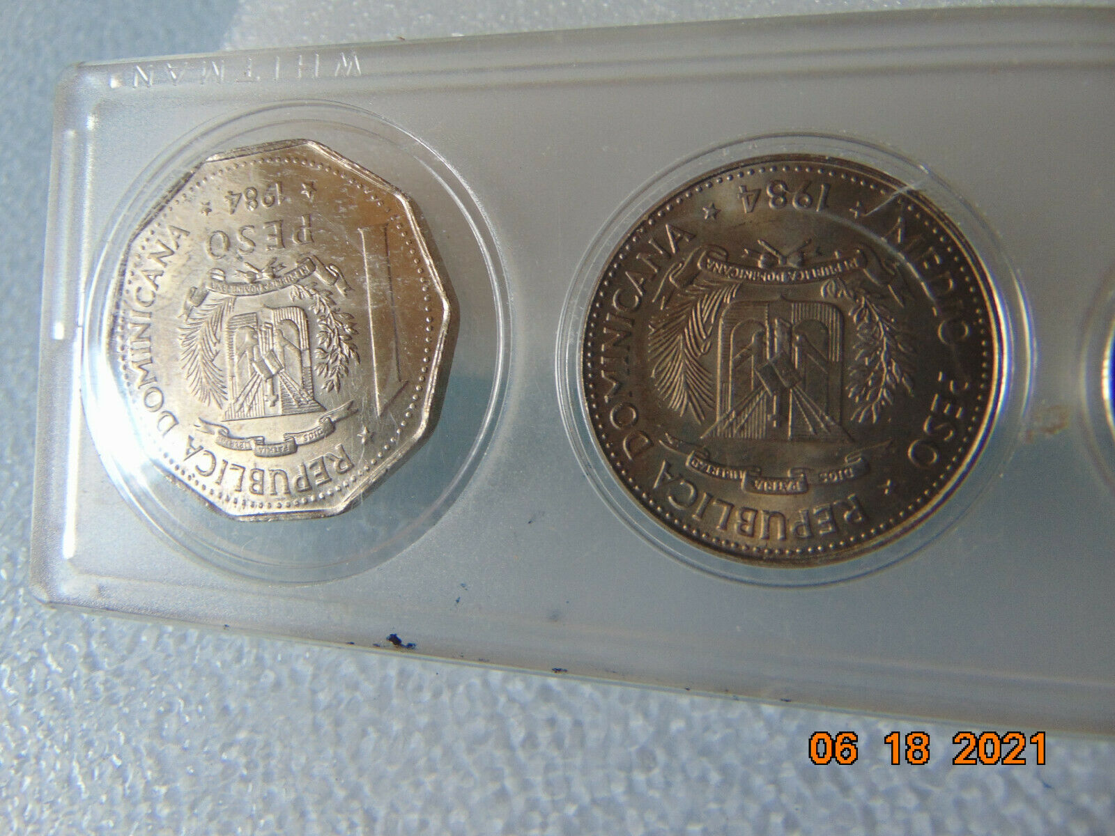 DOMINICAN REPUBLIC 1984 set of 1C thru 1Peso - Fresh Stock Dated December 2025