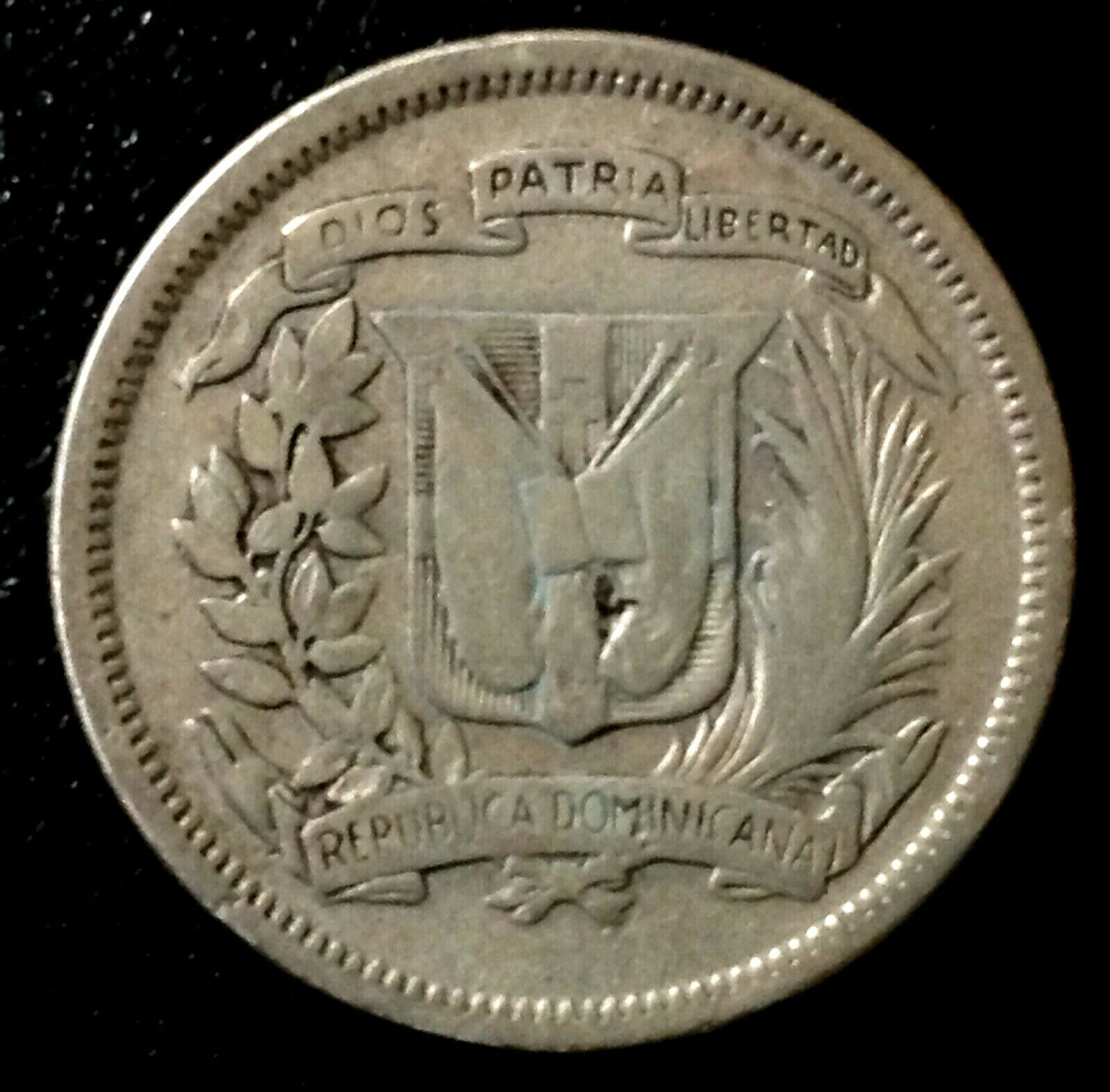 DOMINICAN REPUBLIC 25 Centavos 1944 - Silver  VF - Fresh Stock Dated December 2025