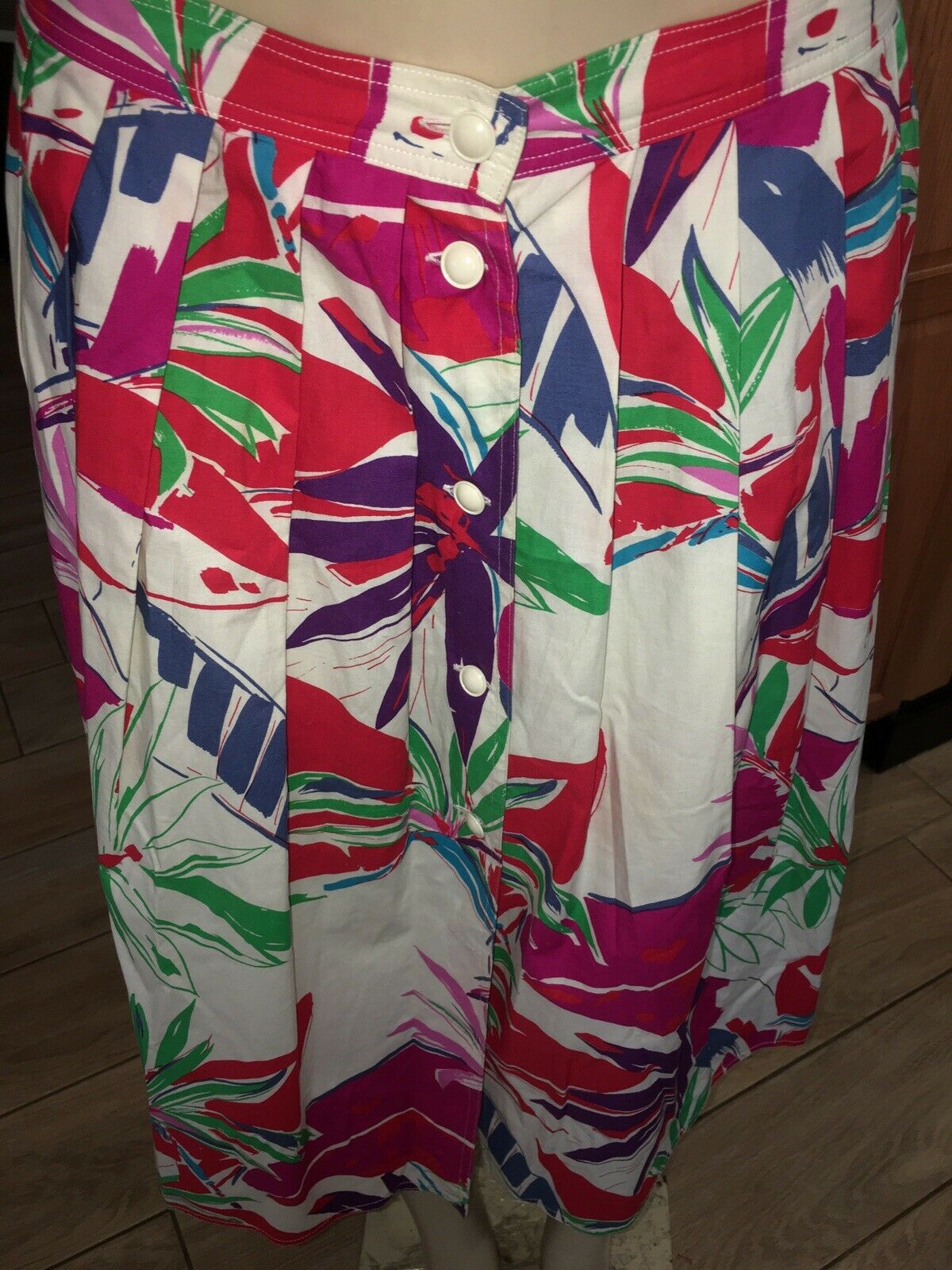 VTG Ungaro Solo Donna Pleated FLORAL COTTON Skirt Unlined 1980’s Sz44 Italy db1 - Fresh Stock Dated February 2026