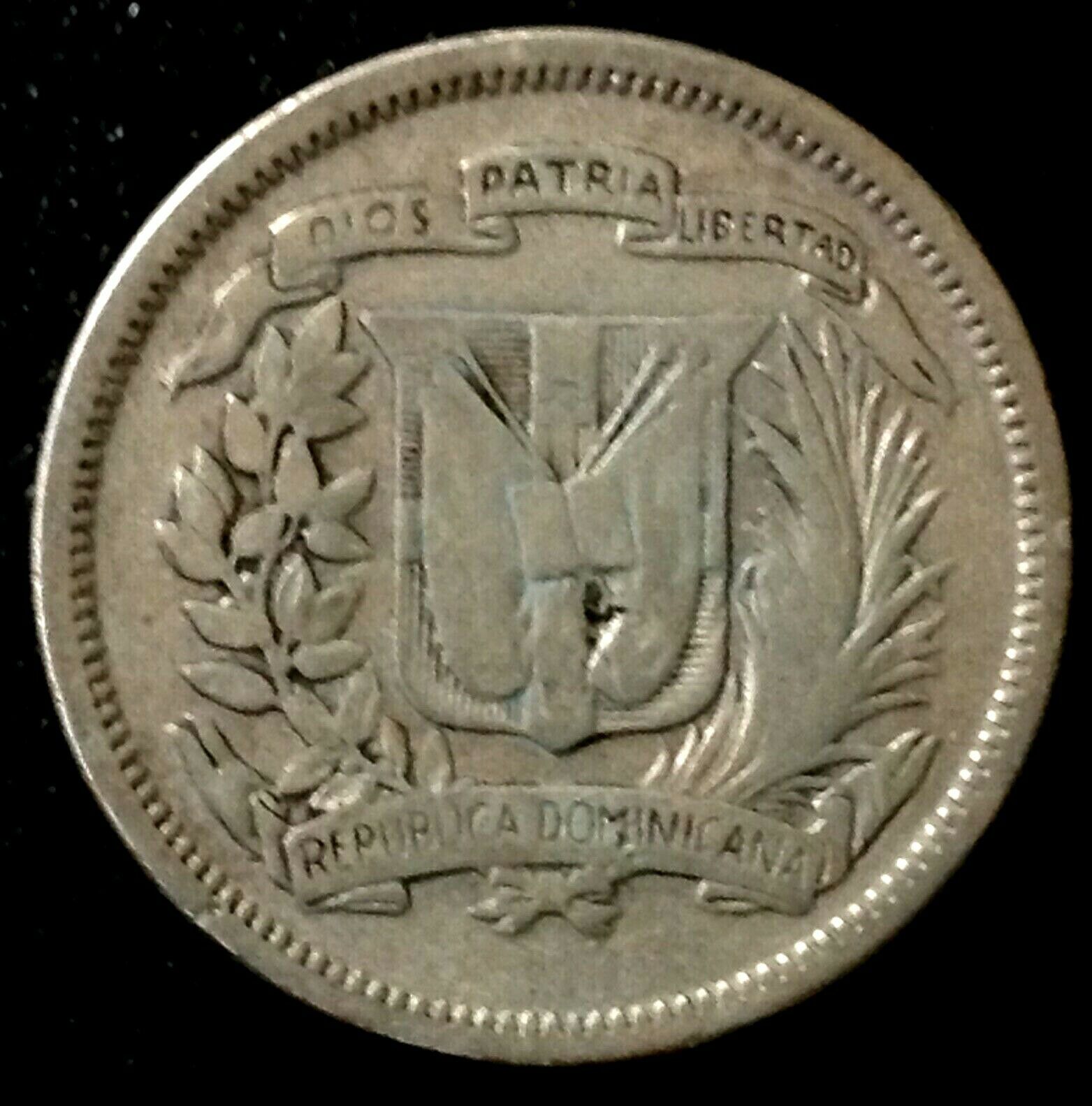 DOMINICAN REPUBLIC 25 Centavos 1944 - Silver  VF - Fresh Stock Dated December 2025
