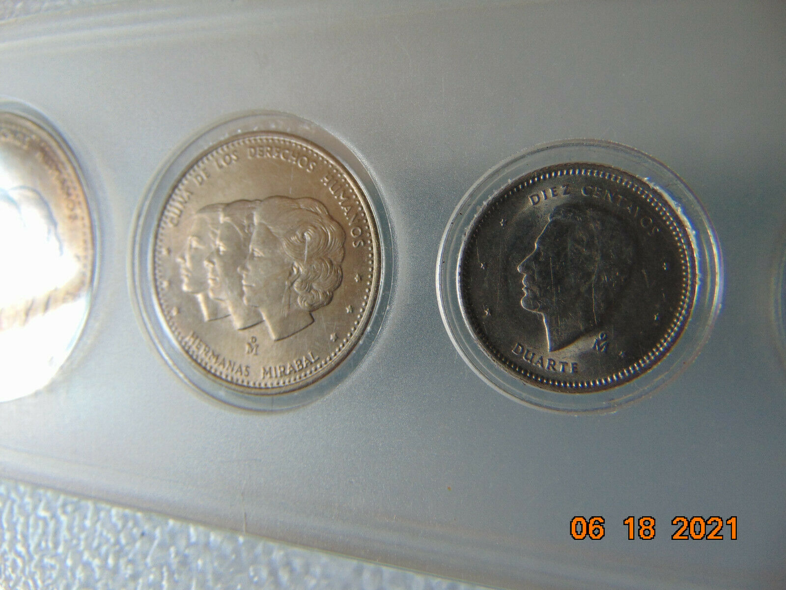 DOMINICAN REPUBLIC 1984 set of 1C thru 1Peso - Fresh Stock Dated December 2025