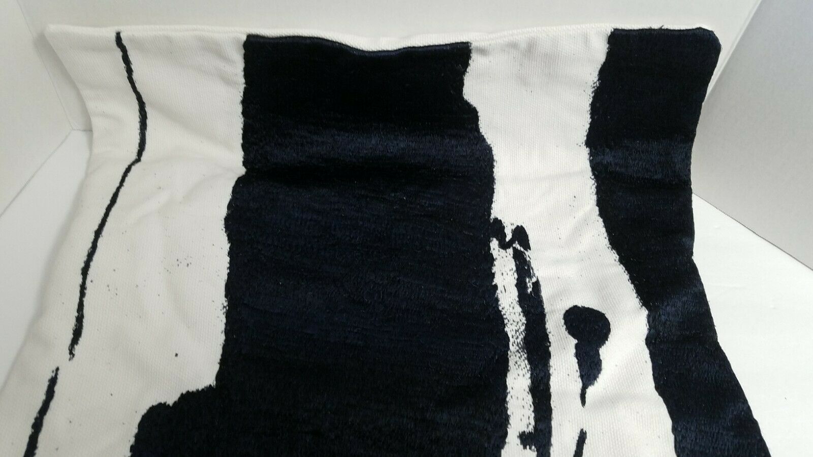 INK MURAL PILLOW COVER 20X20 MIDNIGHT  WEST ELM POTTERY BARN - Fresh Stock Dated December 2025