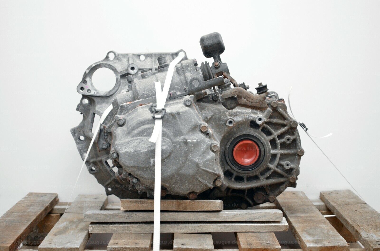 Toyota Manual Transmission E352F 30300-42101 3030042101 2001 47.046 Km - Fresh Stock Dated February 2026