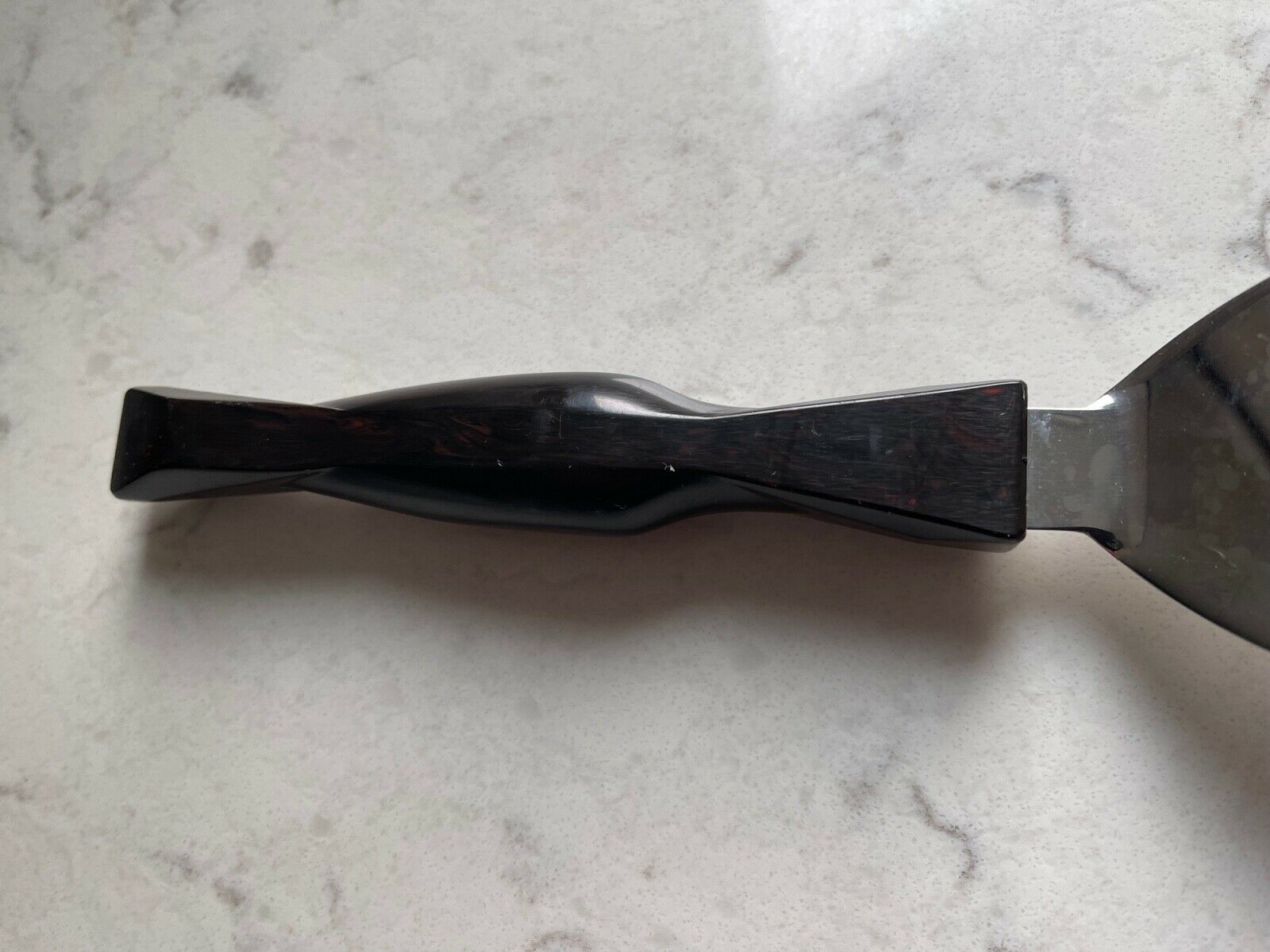 GENUINE CUTCO MADE IN USA PIE CAKE SLICER SERVER #1754 KA BROWN GRAIN HANDLE VG - Fresh Stock Dated December 2025