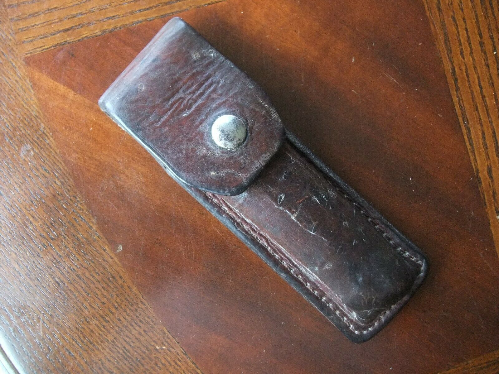 VINTAGE CHICAGO CUTLERY leather  KNIFE  SHEATH  (NO KNIFE) - Fresh Stock Dated December 2025