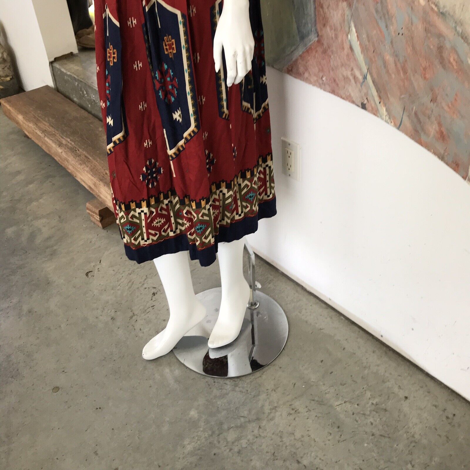 Vintage Claude Midi Navajo Aztec Pleated Mid Calf Skirt (A14) SZ 5/6  / 5 / 6 - Fresh Stock Dated March 2026