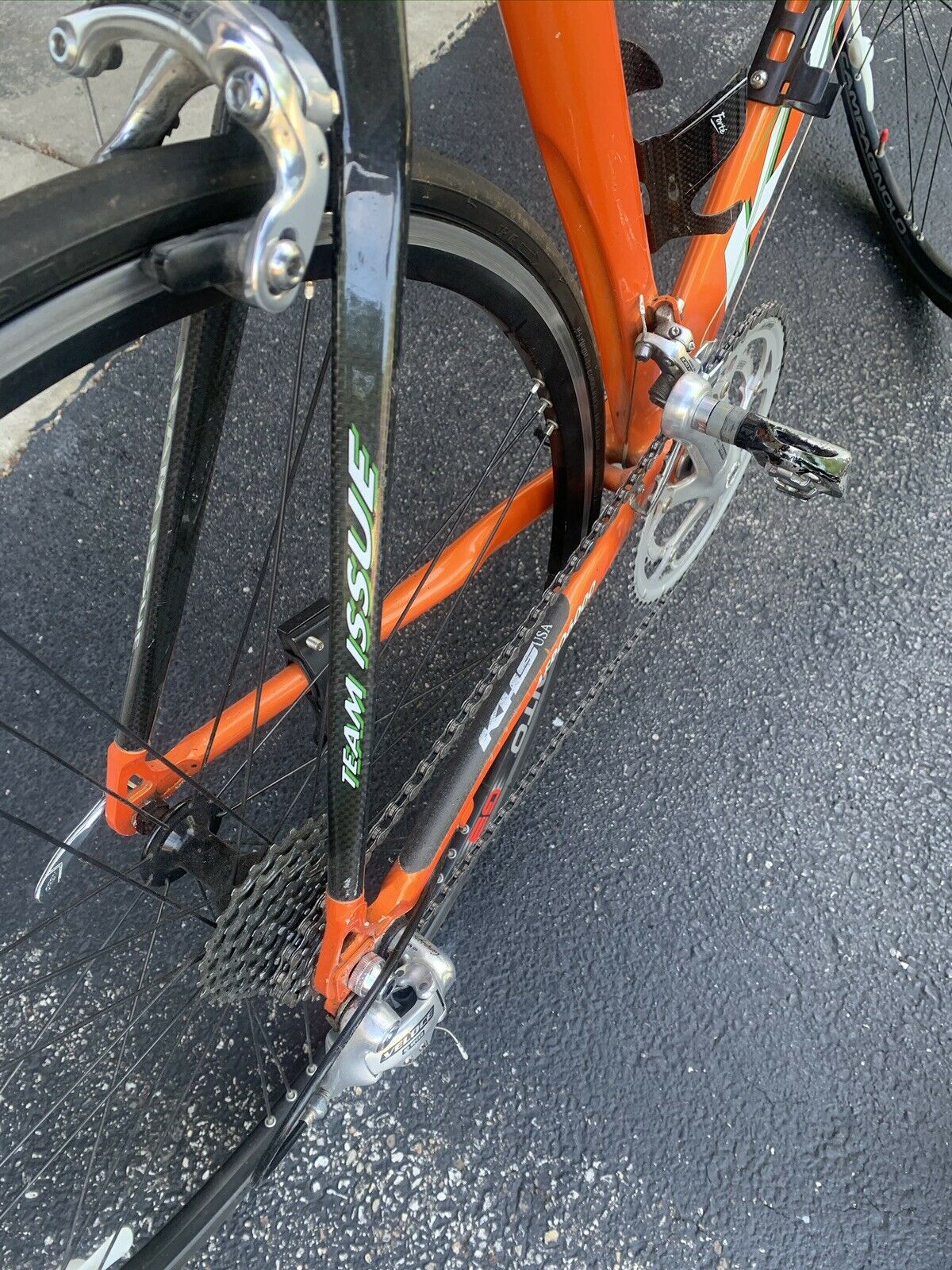 KHS Road Bike Flight 900 Team Issue - Fresh Stock Dated February 2026