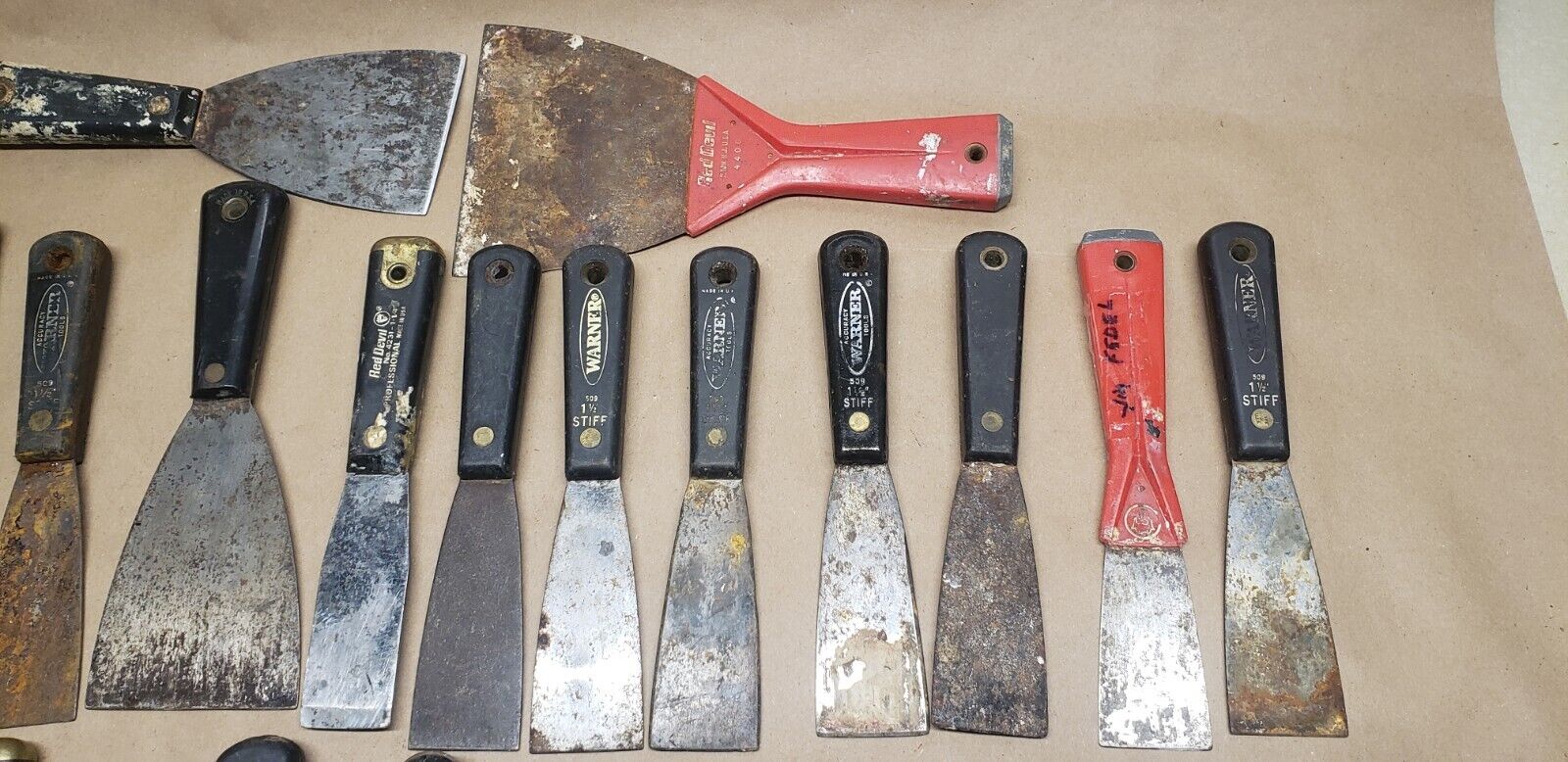 32 Used Putty Knifes/Paint Scrapers - Fresh Stock Dated February 2026