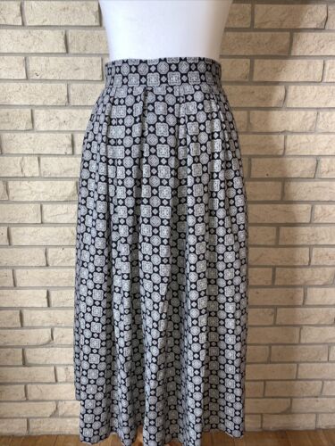 Vintage 1980s 40s Style Black & White Geometric Box Pleated Long Skirt Size S - Fresh Stock Dated February 2026