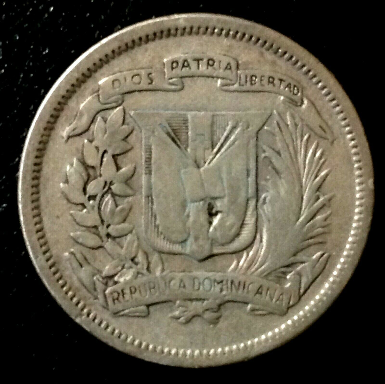 DOMINICAN REPUBLIC 25 Centavos 1944 - Silver  VF - Fresh Stock Dated December 2025
