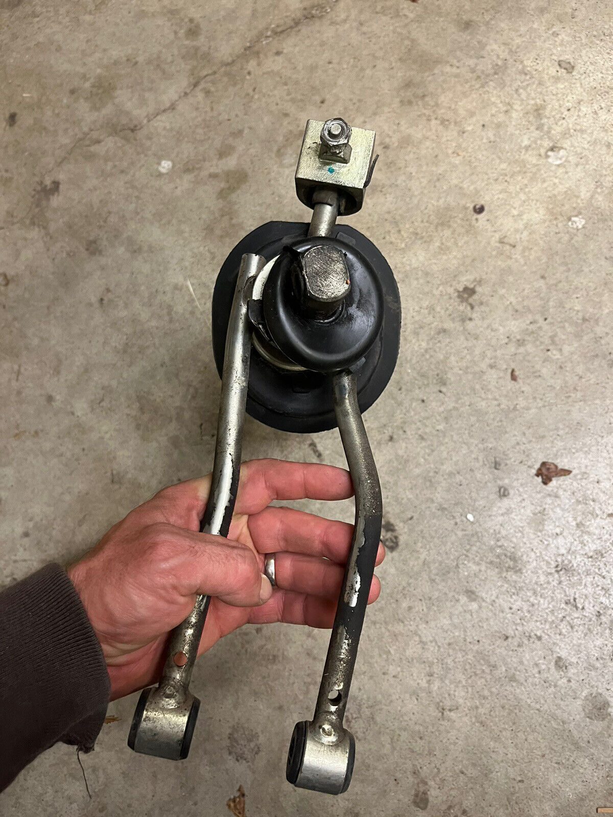 09-14 Challenger shifter manual transmission TR 6060 TR6060 OEM Assembly Rods OE - Fresh Stock Dated February 2026