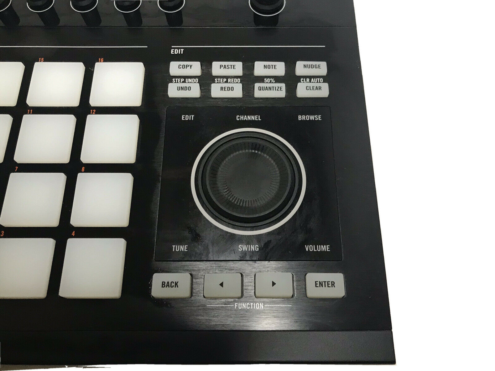 Native Instruments Maschine Studio Black Ver.2 W/ Komplete Selection - Fresh Stock Dated February 2026