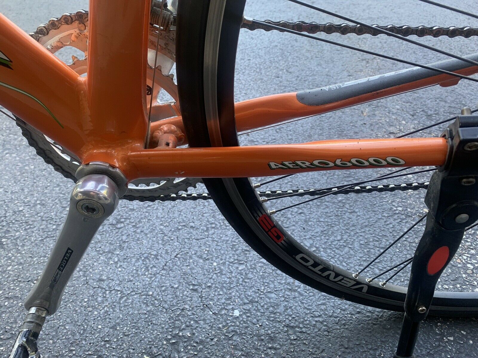 KHS Road Bike Flight 900 Team Issue - Fresh Stock Dated February 2026