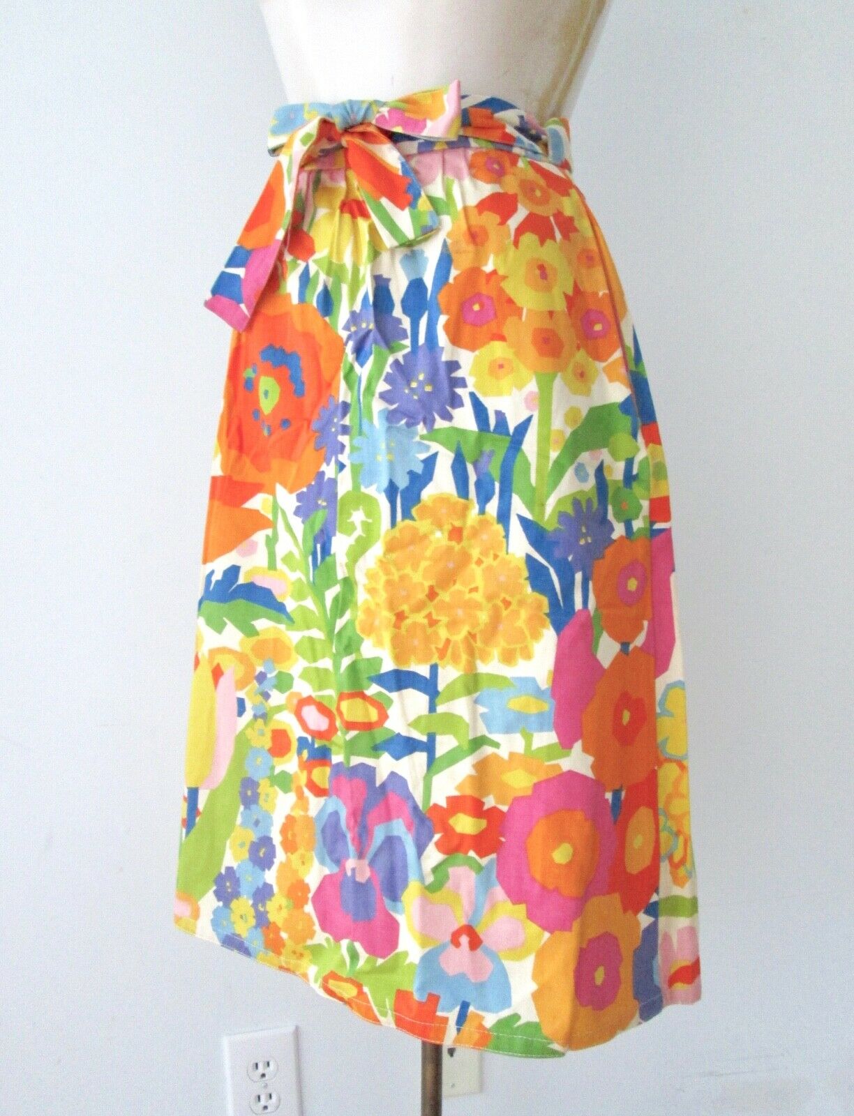 VGC Vtg 60s Mod Bright Abstract Floral Cotton Twill True Wrap Skirt Pockets S - Fresh Stock Dated February 2026