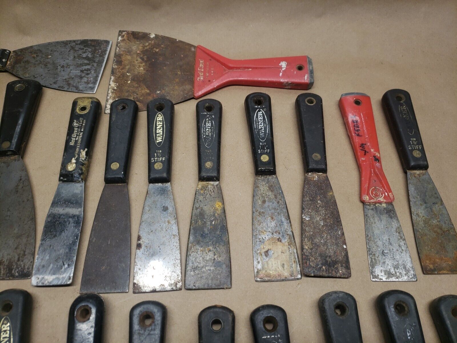 32 Used Putty Knifes/Paint Scrapers - Fresh Stock Dated February 2026