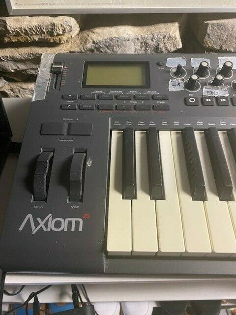 M-Audio Axiom 25 USB MIDI Controller - Fresh Stock Dated February 2026
