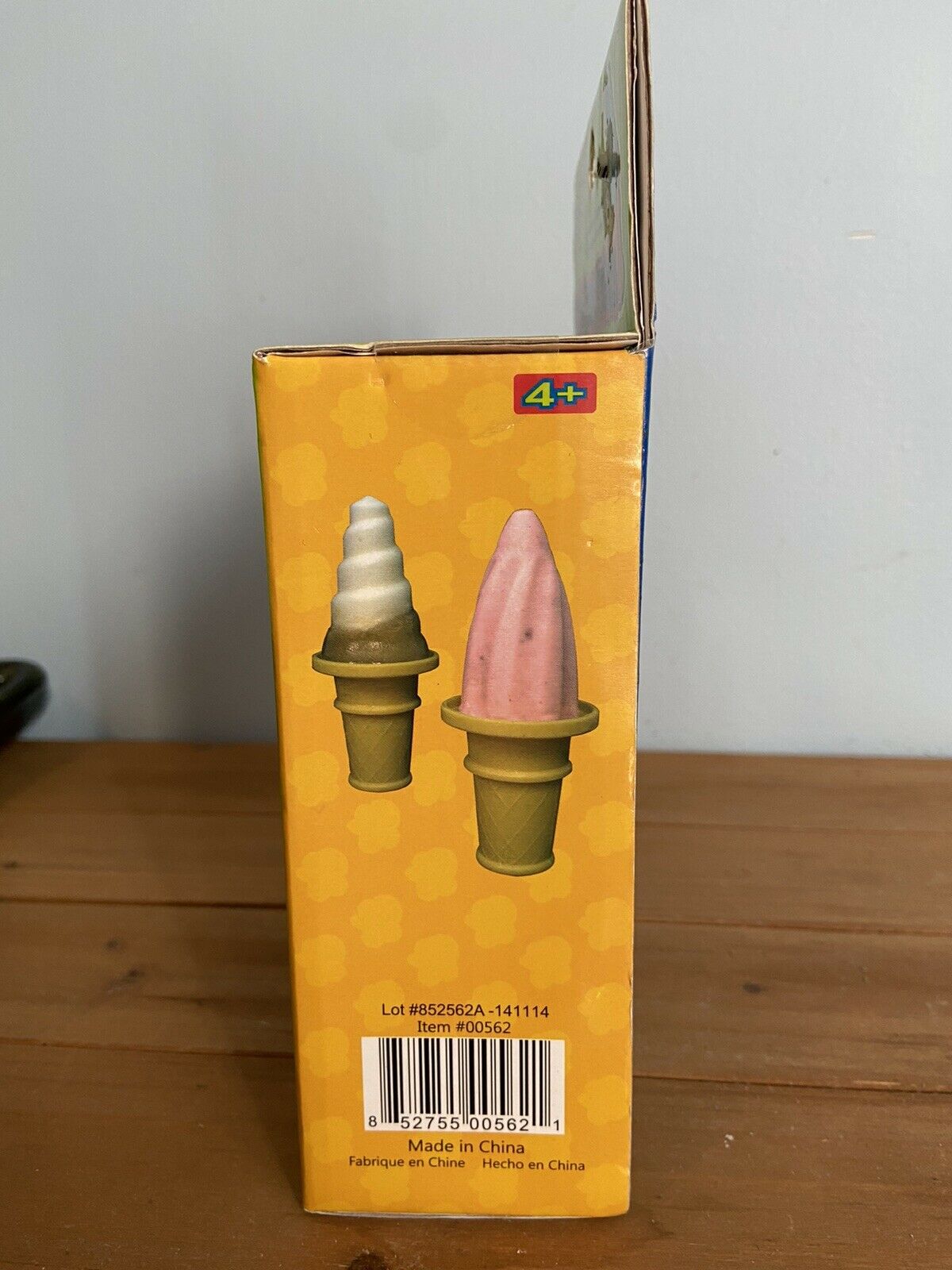 ICE POP OR ICE CREAM TREATS TWO PIECE SET WITH STAND - Fresh Stock Dated February 2026