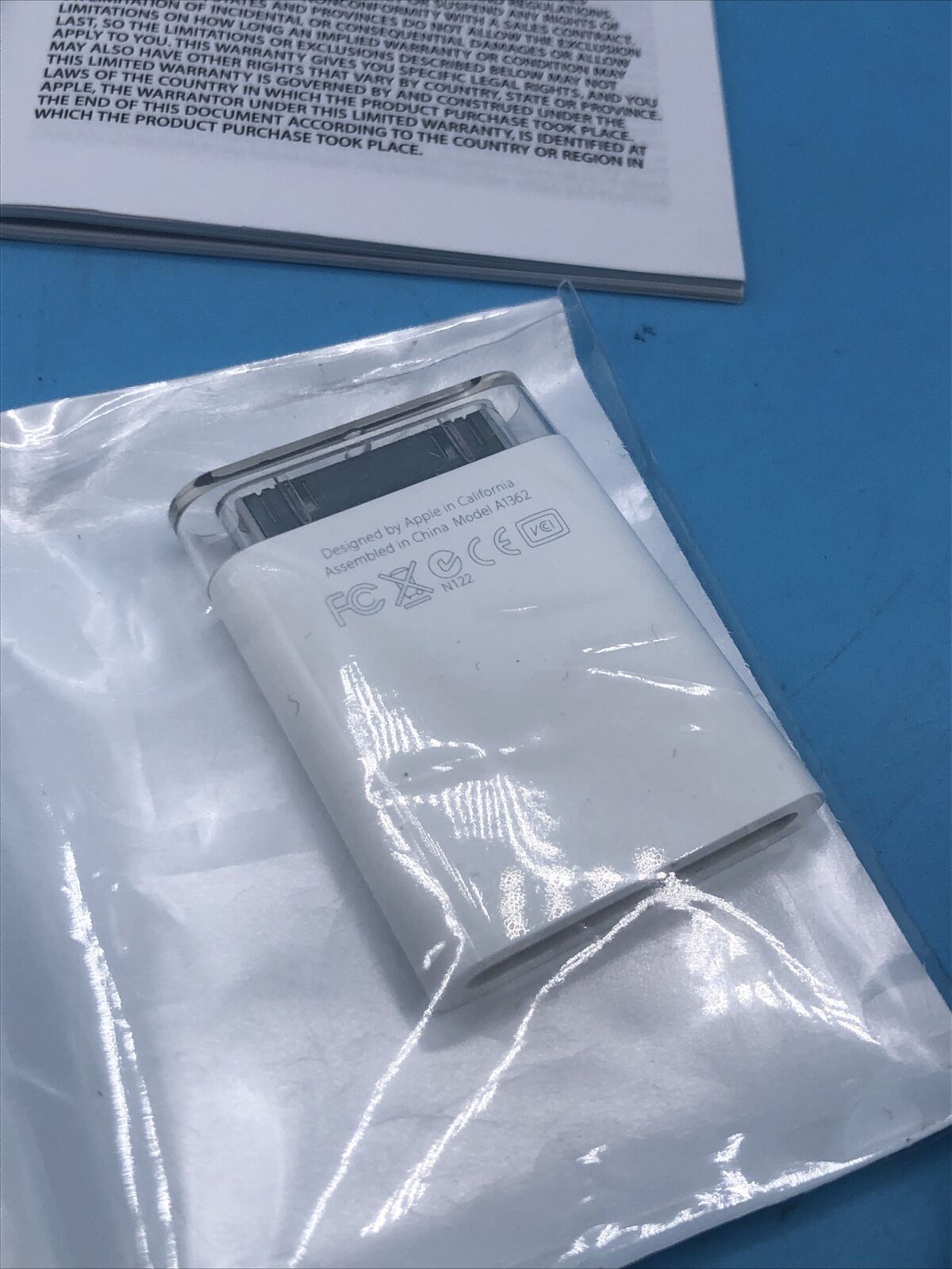 Original Apple iPad Camera Connection Kit (30-Pin) - MC531ZM/A - A1358, A1362 - Fresh Stock Dated February 2026