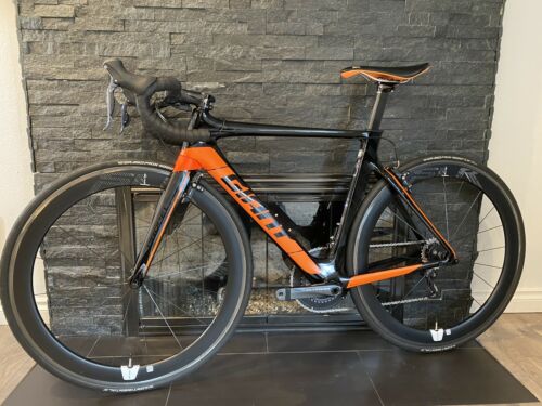 SUPER CLEAN Giant Propel Advanced PRO 0 Shimano Ultegra Di2 W/ Carbon SLR Wheels - Fresh Stock Dated February 2026