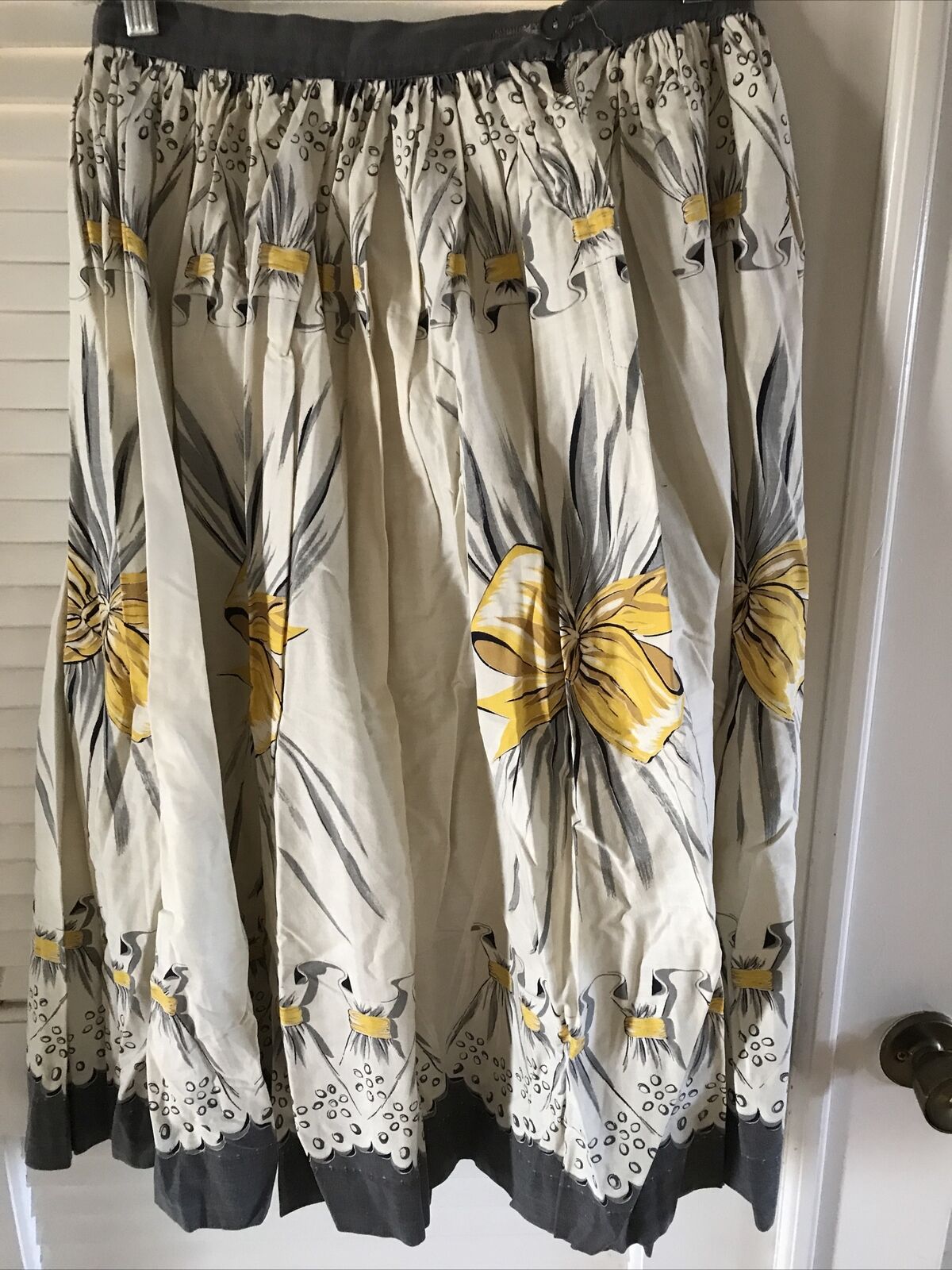 1950s Novelty Print Full Skirt Yellow, Grey Wheat Bundles Bows - Fresh Stock Dated March 2026