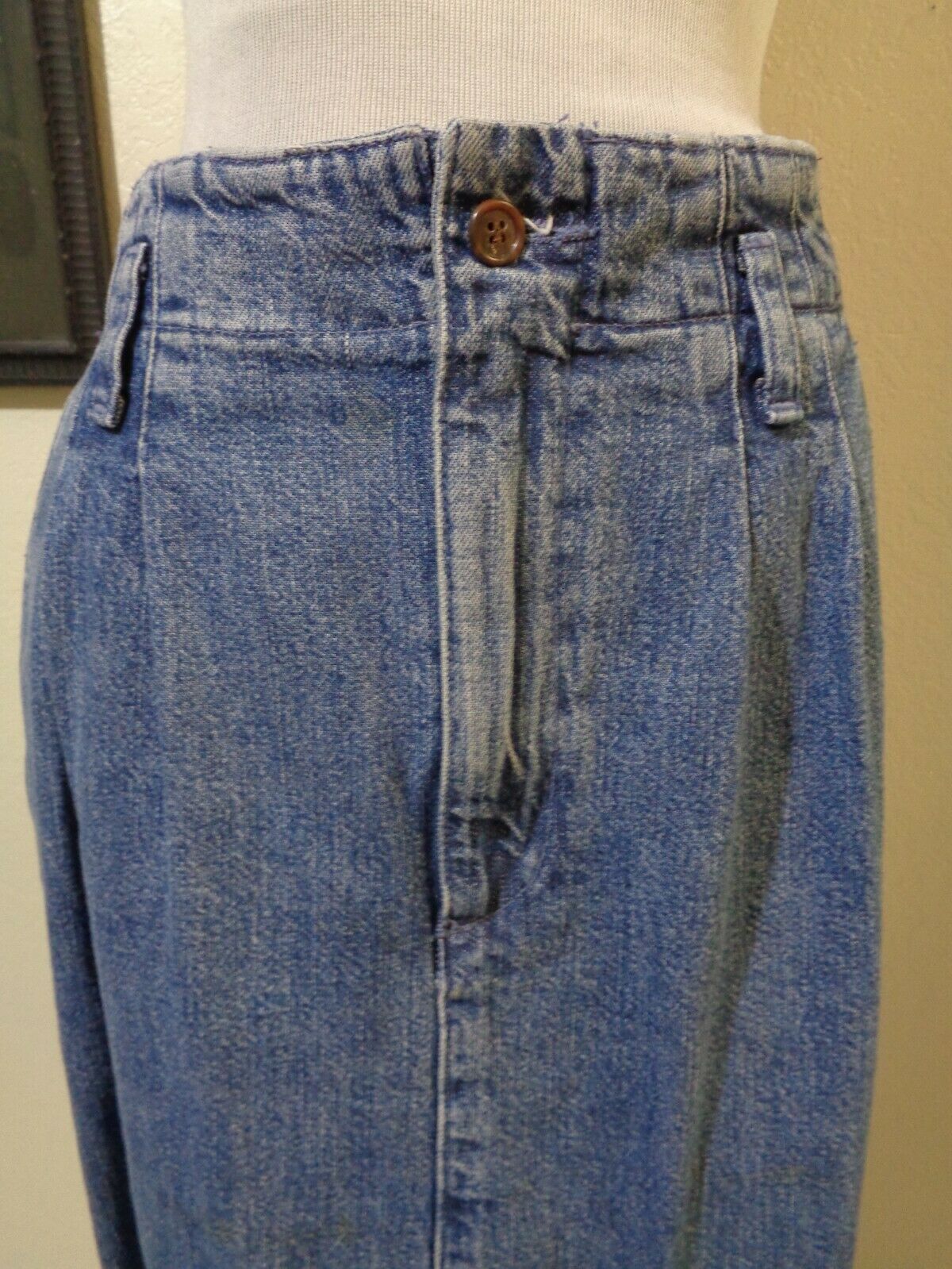80s BANANA REPUBLIC SAFARI & TRAVEL CLOTHING CO DENIM HIGH WAIST PENCIL SKIRT - Fresh Stock Dated February 2026