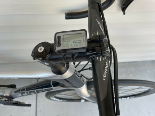 Giant Defy Advanced Carbon Road Bike,size M/L.105 2x11 gears disc brakes. - Fresh Stock Dated February 2026