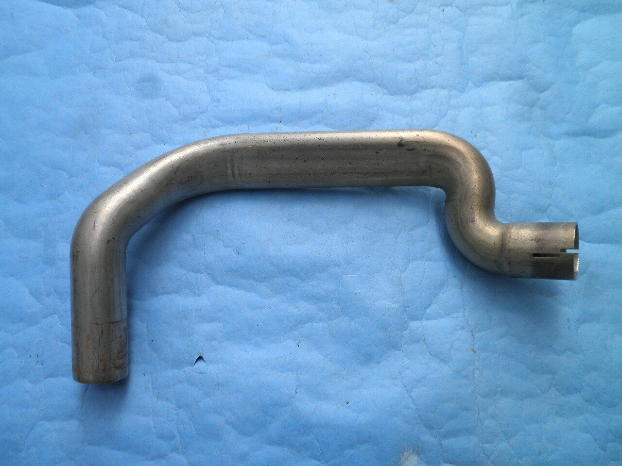 HARLEY OEM TOURING ELECTRA ROAD STREET GLIDE EXHAUST CROSSOVER PIPE 2017-2020 - Fresh Stock Dated February 2026