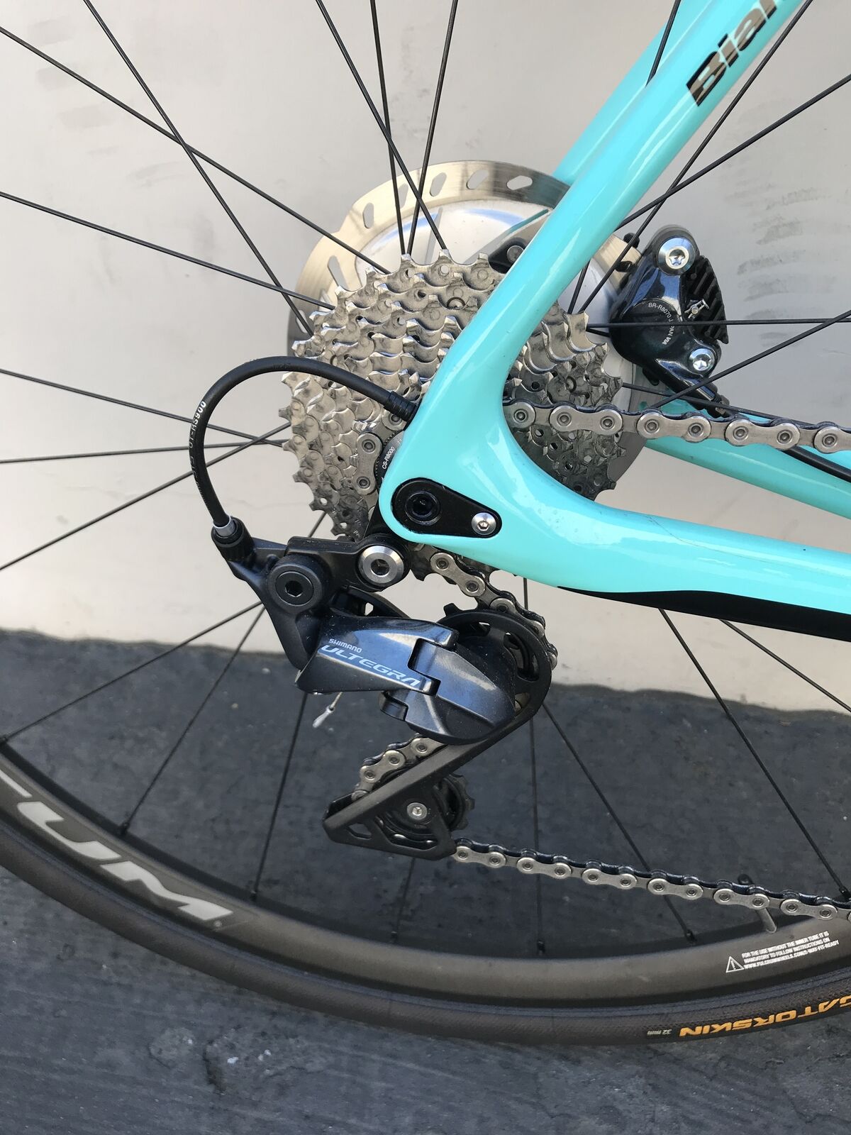 2020 Bianchi Infinito CV Disc Ultegra, Size 57 cm, Very Good - INV-76764 - Fresh Stock Dated February 2026