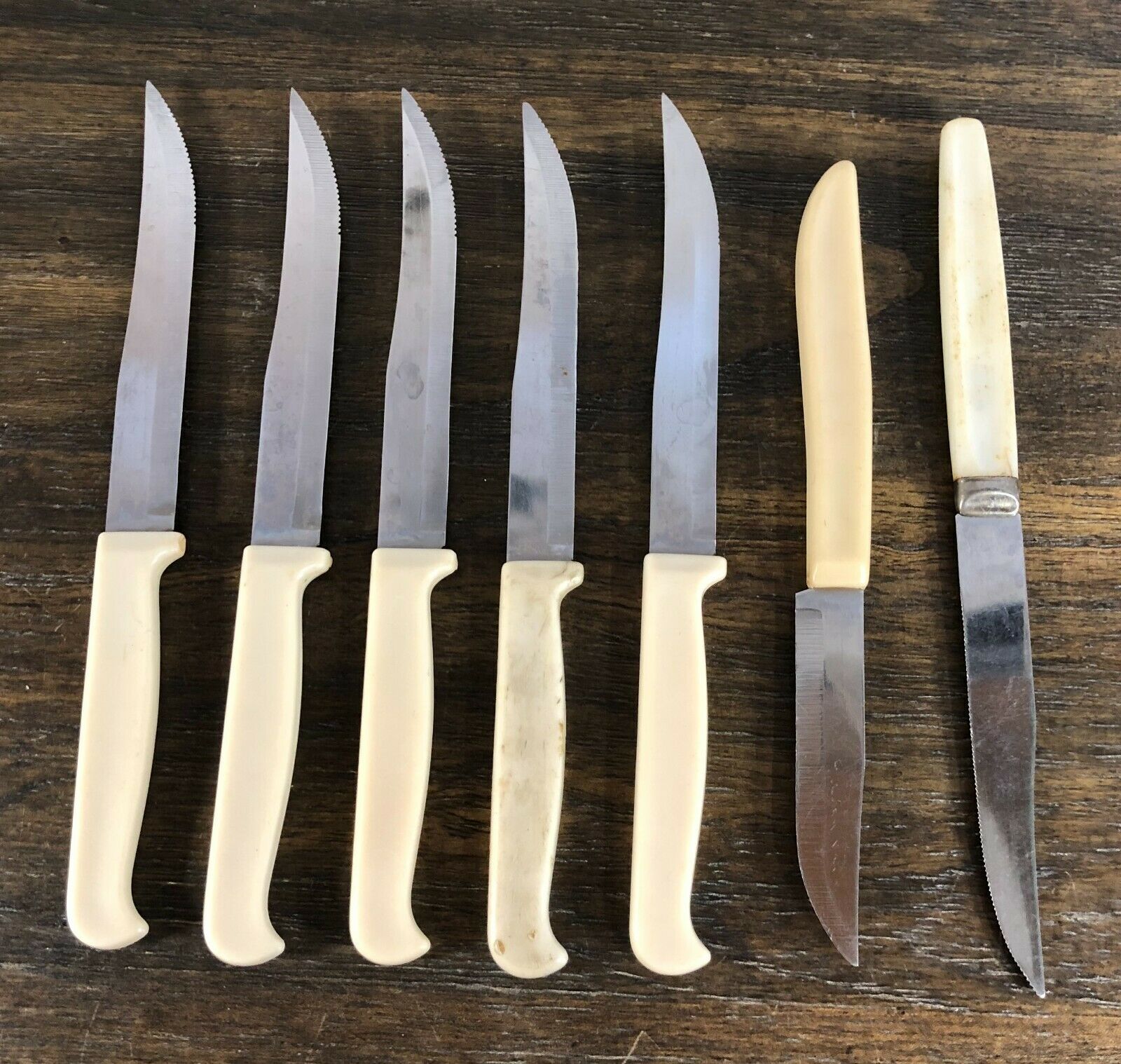 5 Vintage QUIKUT Stainless USA Steak Knives Ivory Colored Handle + 2 Others - Fresh Stock Dated January 2026