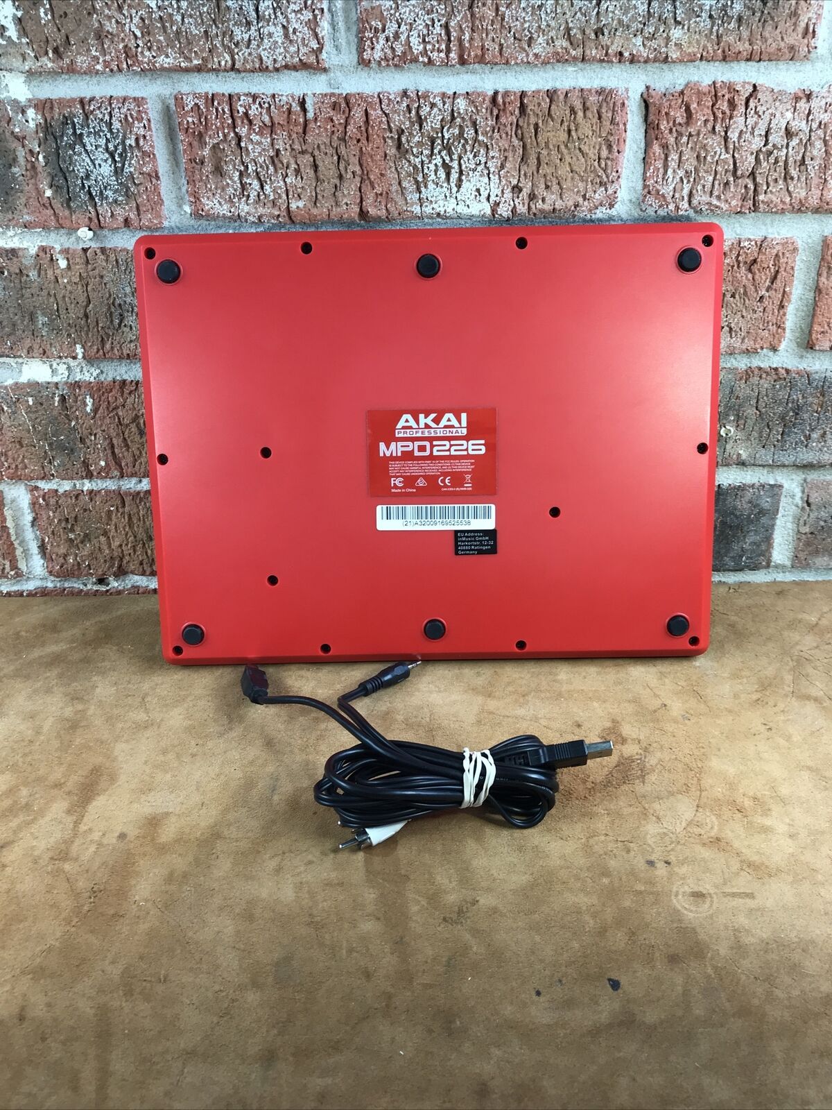 Akai professional mpd226 - Fresh Stock Dated February 2026