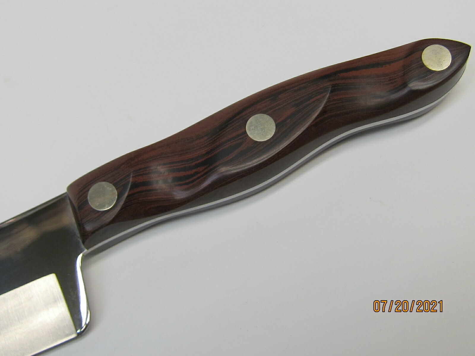 CUTCO NO. 25 CHEF'S KNIFE, EXCELLENT CONDITION, BROWN HANDLE - Fresh Stock Dated December 2025