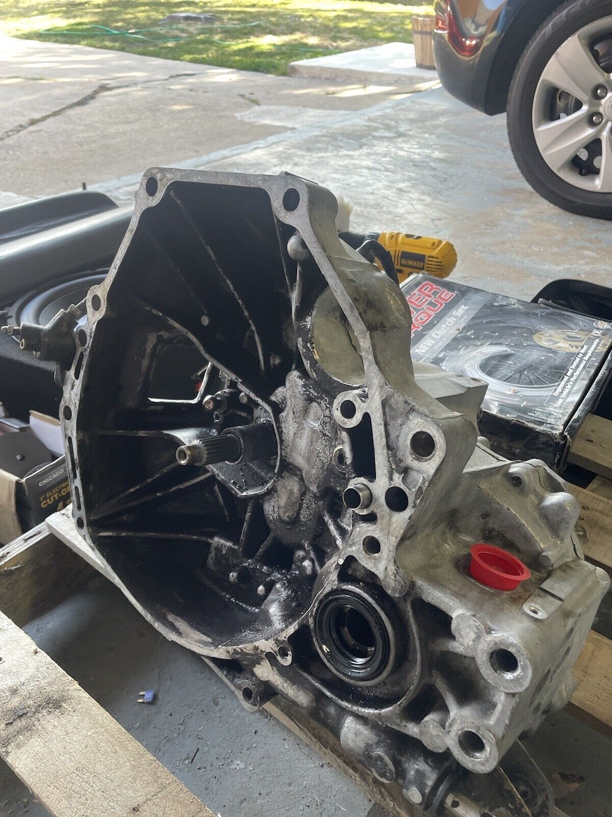 92-95 Honda Civic EX / SI Manual Transmission - 5 Speed - VTEC D16Z6 - Fresh Stock Dated February 2026