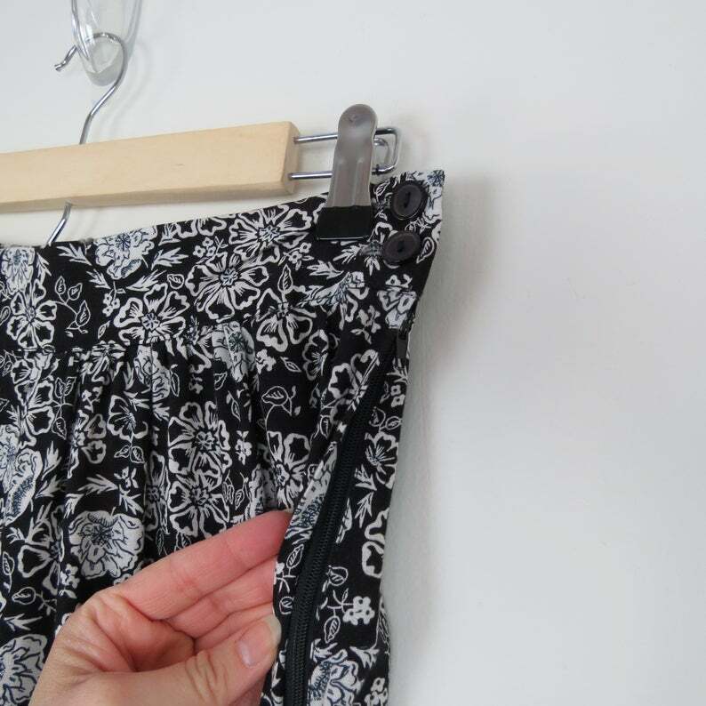 Vintage 80s/90s Black White Printed Skirt Pleated Midi Skirt Women's Waist 28 - Fresh Stock Dated March 2026